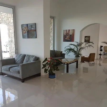 Melini Aparthotel