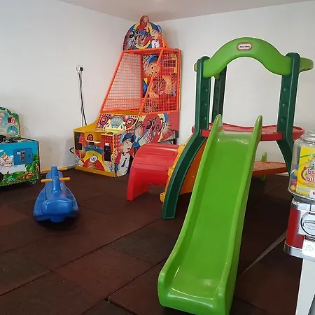 Melini Aparthotel 3*